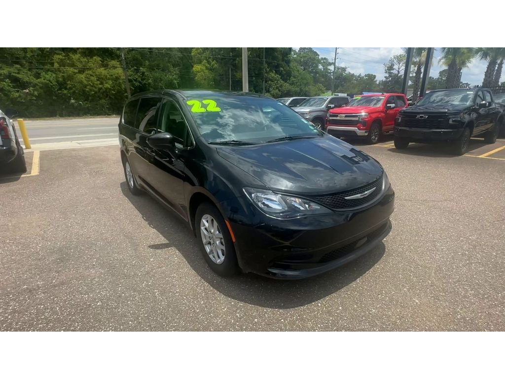 Used 2022 Black Chrysler LX image 8