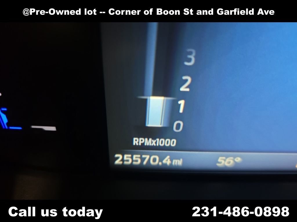 Used 2025 Gray Ford ST-Line Select image 21