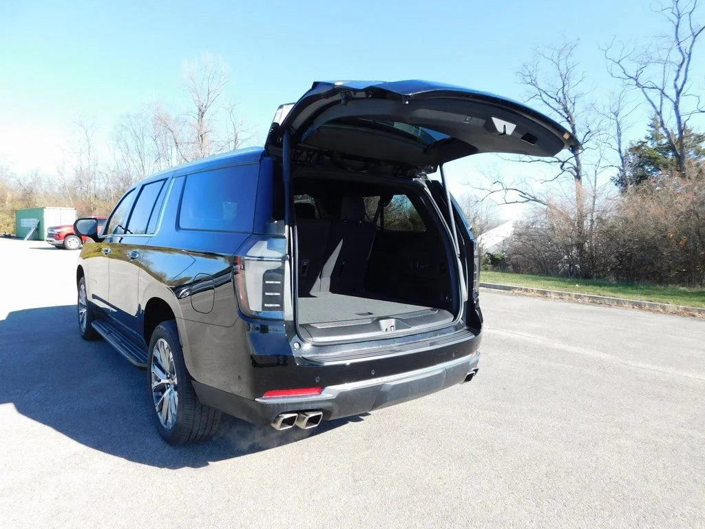 2025 Chevrolet Suburban High Country - Photo 25