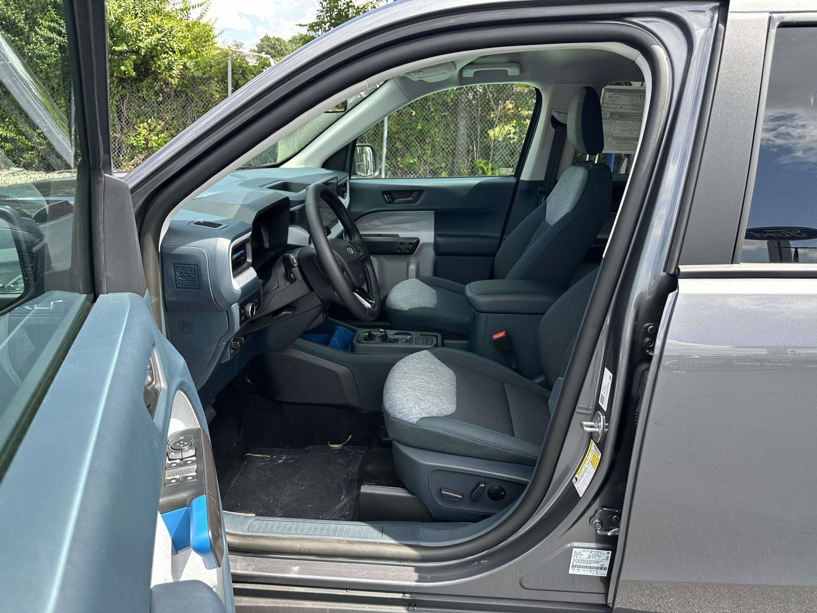 New 2026 Carbonized Gray Metallic Ford XLT image 15
