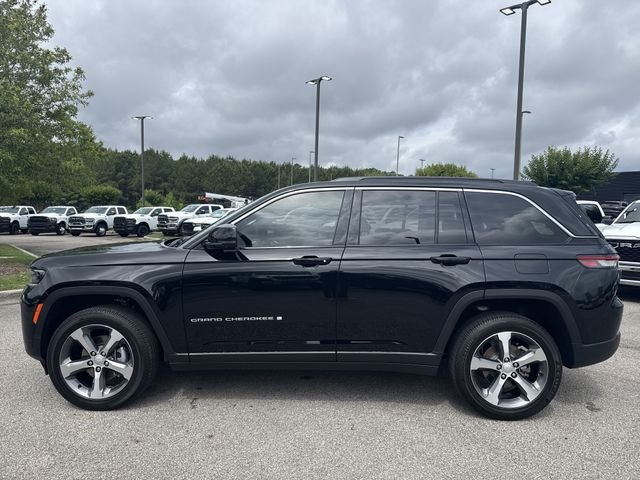 New 2026 Black Jeep Limited image 4