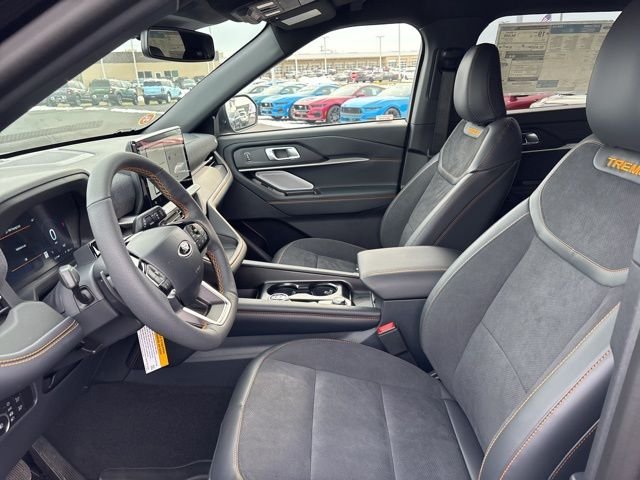 New 2026 Agate Black Metallic Ford Tremor® image 12