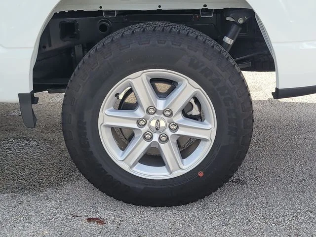 New 2026 Oxford White Ford XLT image 8