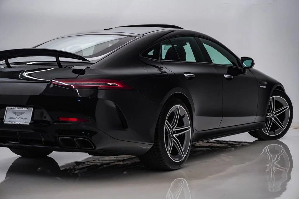 Used 2019 Obsidian Black Metallic Mercedes-Benz C4 image 9