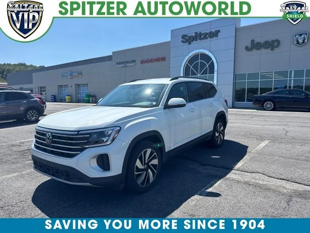 Used 2024  Volkswagen 2.0T SE w/Technology image 1
