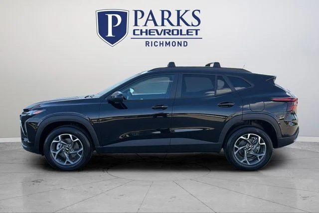 Used 2026 Black Chevrolet LT image 4