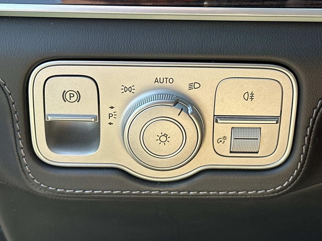 Certified Used 2022 Black Mercedes-Benz GLE 53 AMG® image 30