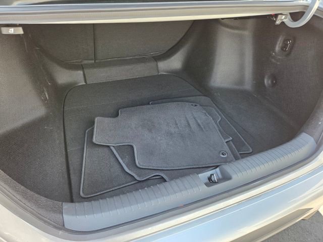2025 Honda Accord SE - Photo 11