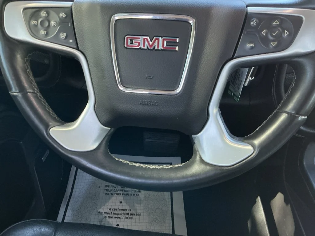 Used 2014 Silver GMC SLT image 18
