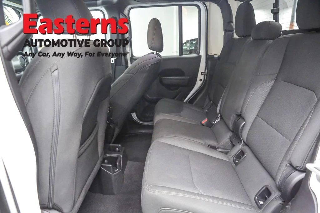 Used 2023 White Jeep Sport image 21