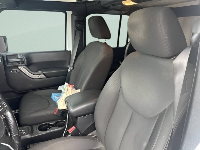 Used 2016 Bright White Clearcoat Jeep Sport image 11