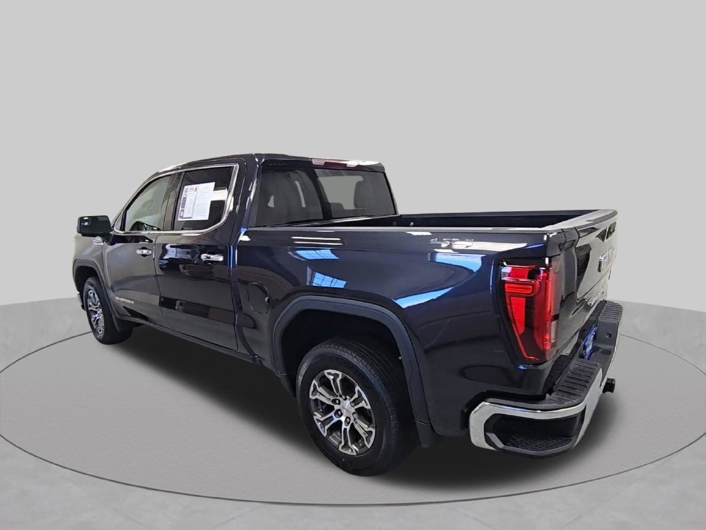 2025 GMC Sierra 1500 SLT - Photo 9