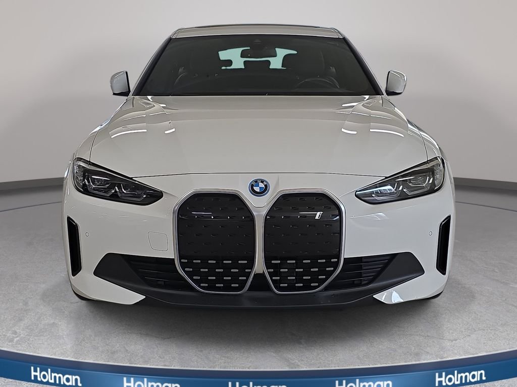 Used 2024 Alpine White BMW eDrive35 image 3