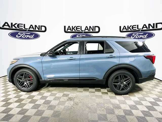 New 2026 Ford Explorer ST-Line