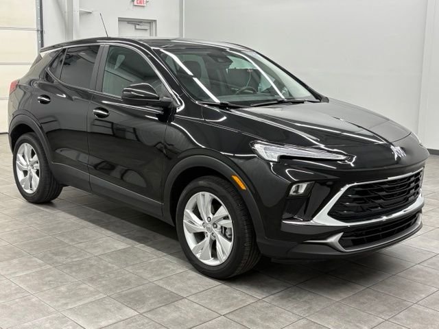 Used 2025 Black Buick Preferred image 1