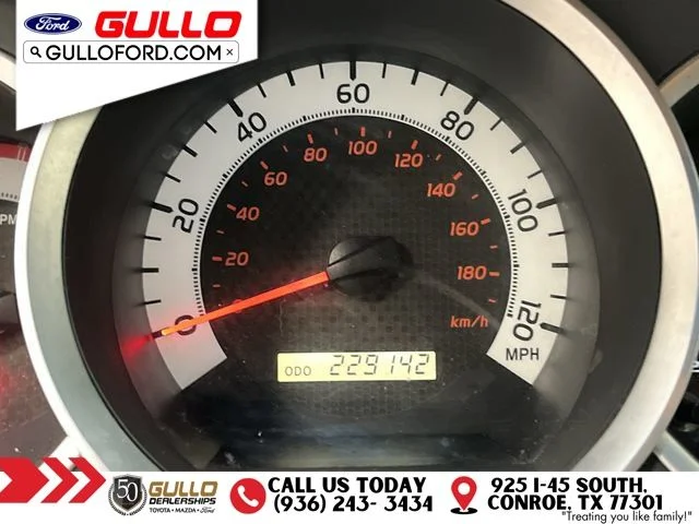 Used 2014 Black Toyota Base image 23