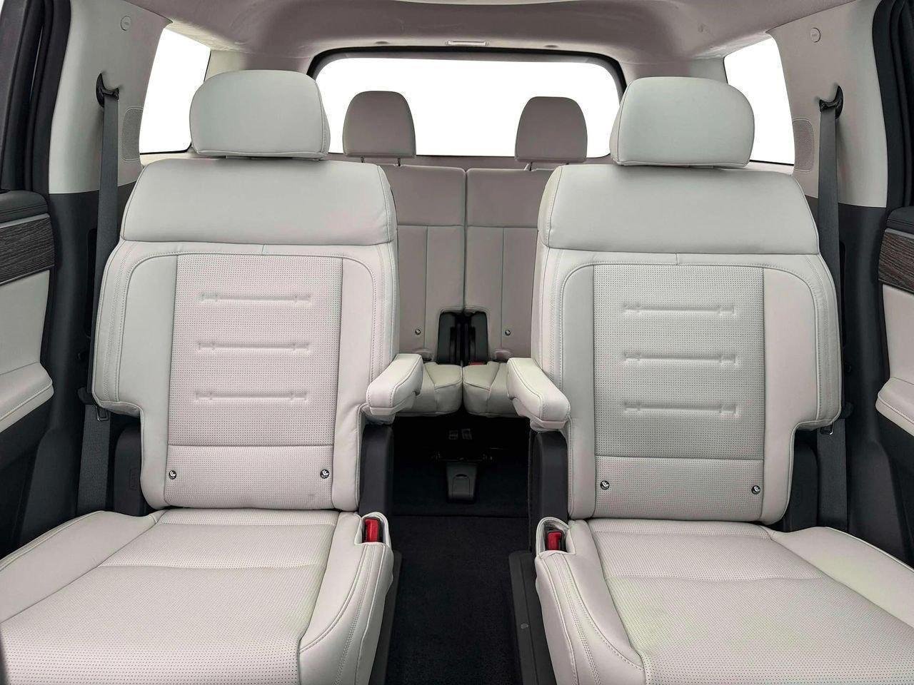 New 2026 Rockwood Green Hyundai Calligraphy AWD image 16
