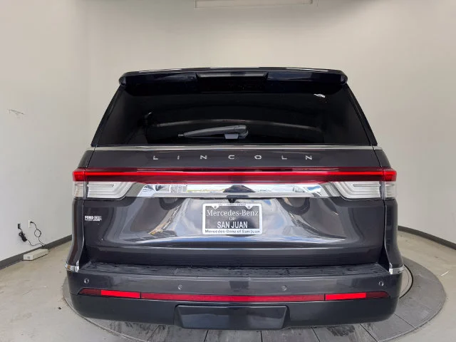 Used 2023 Starlight Gray Premium Colorant Lincoln Reserve image 13