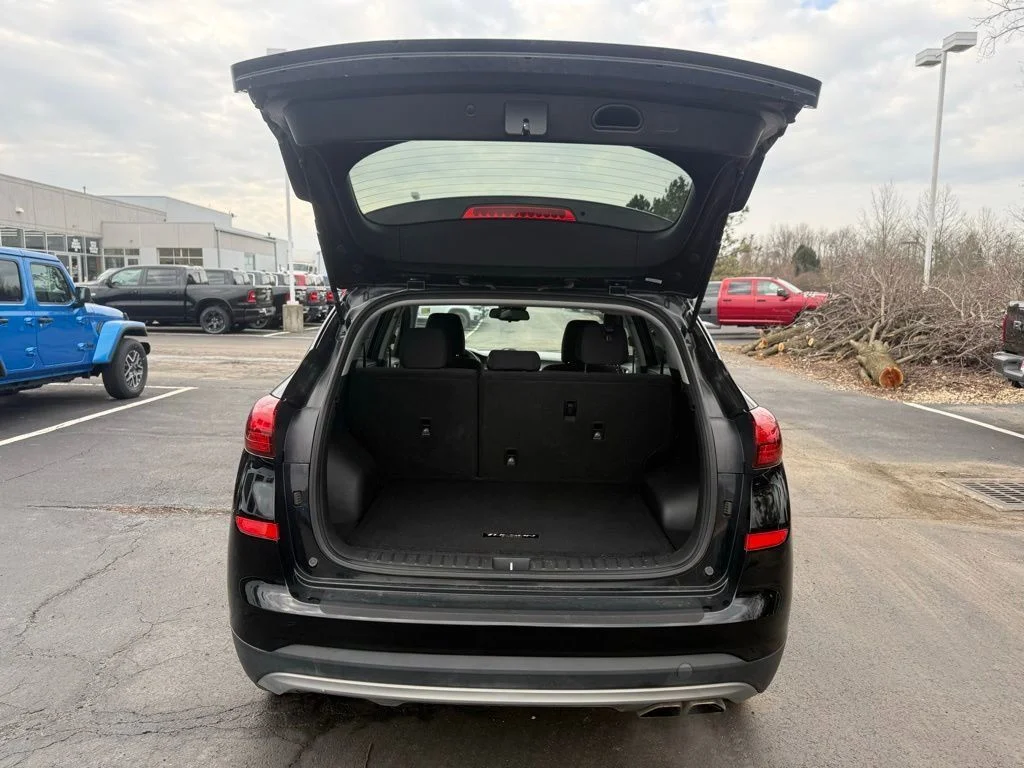 Certified Used 2020 Black Noir Pearl Hyundai SEL image 14