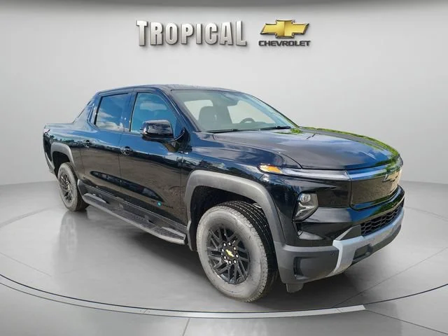 New 2026 Black Chevrolet LT - Extended Range image 7