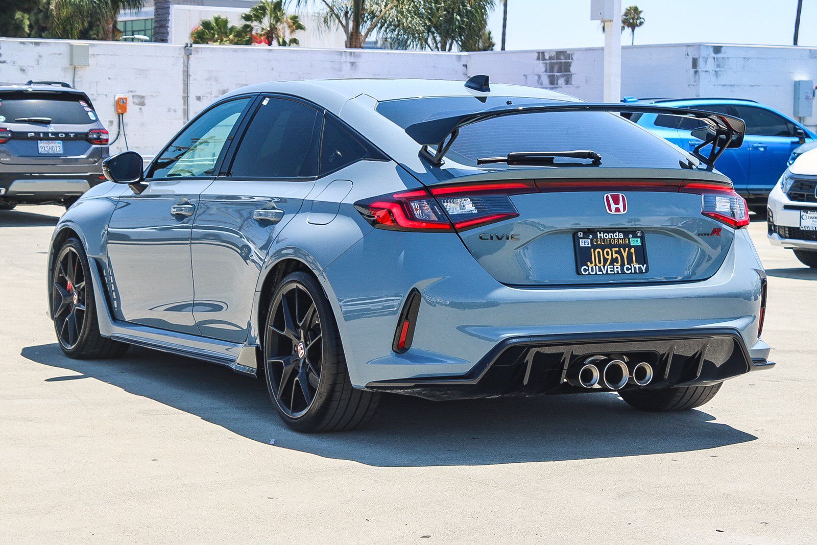 Used 2024 Sonic Gray Pearl Honda TYPE R image 6
