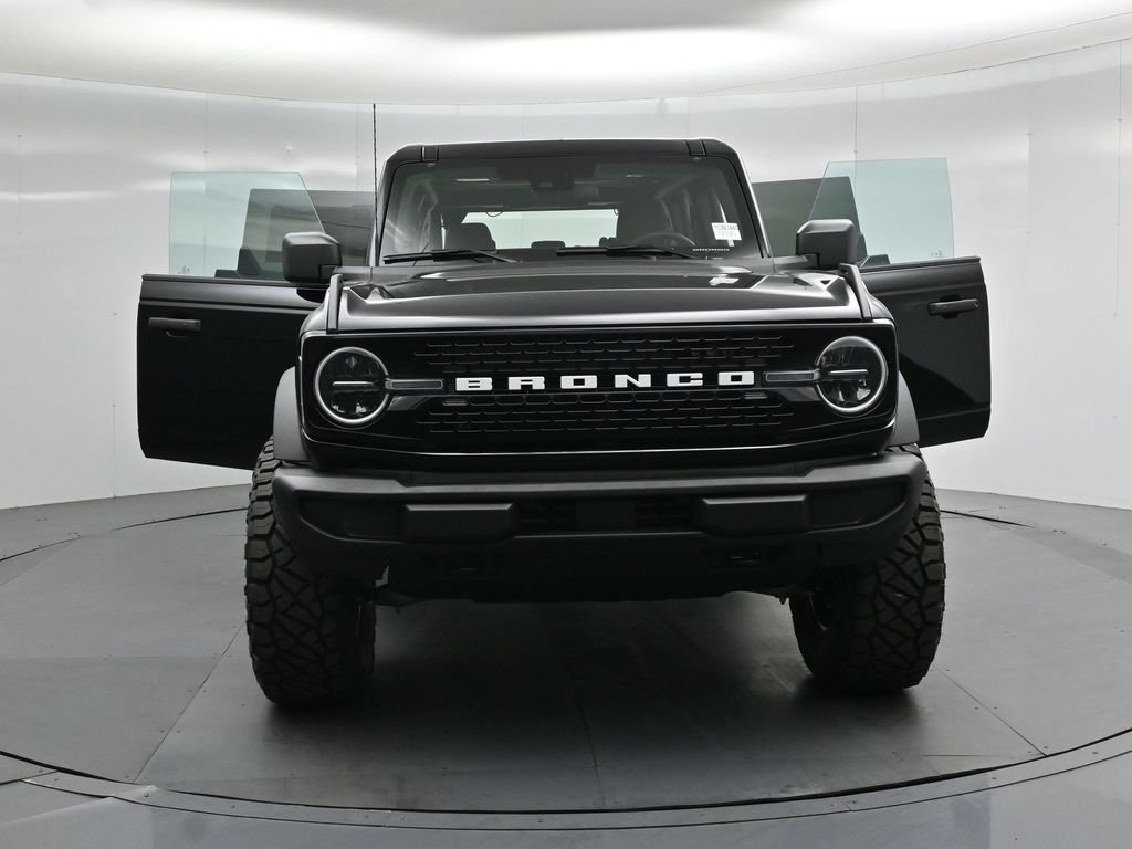 New 2026 Shadow Black Ford Big Bend image 28