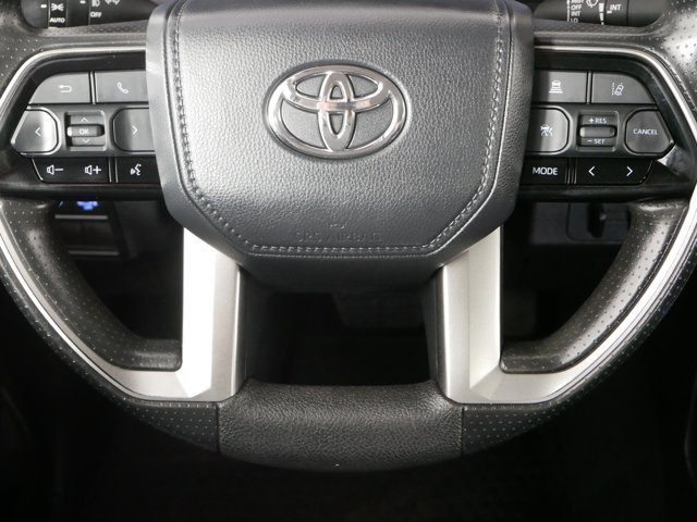 Used 2024 Ice Cap Toyota Crew Cab SR5 w/ Convenience Pkg image 19