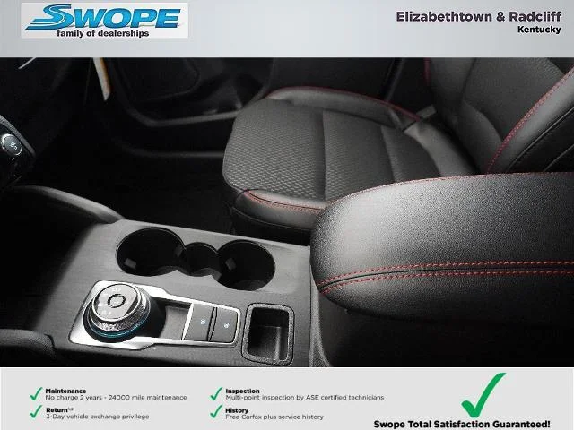 New 2026 Star White Metallic Tri-coat Ford ST-Line image 27