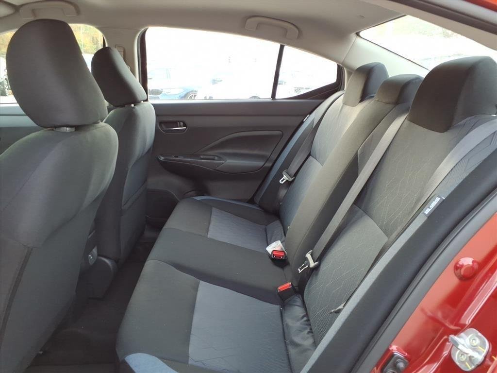 2025 Nissan Versa Sedan SV - Photo 9