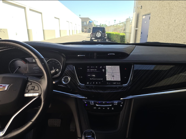 Used 2025 Black Cadillac Premium Luxury image 12