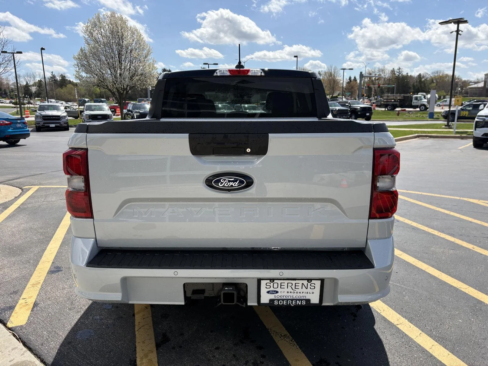 New 2026 Space White Metallic Ford Lobo™ image 5