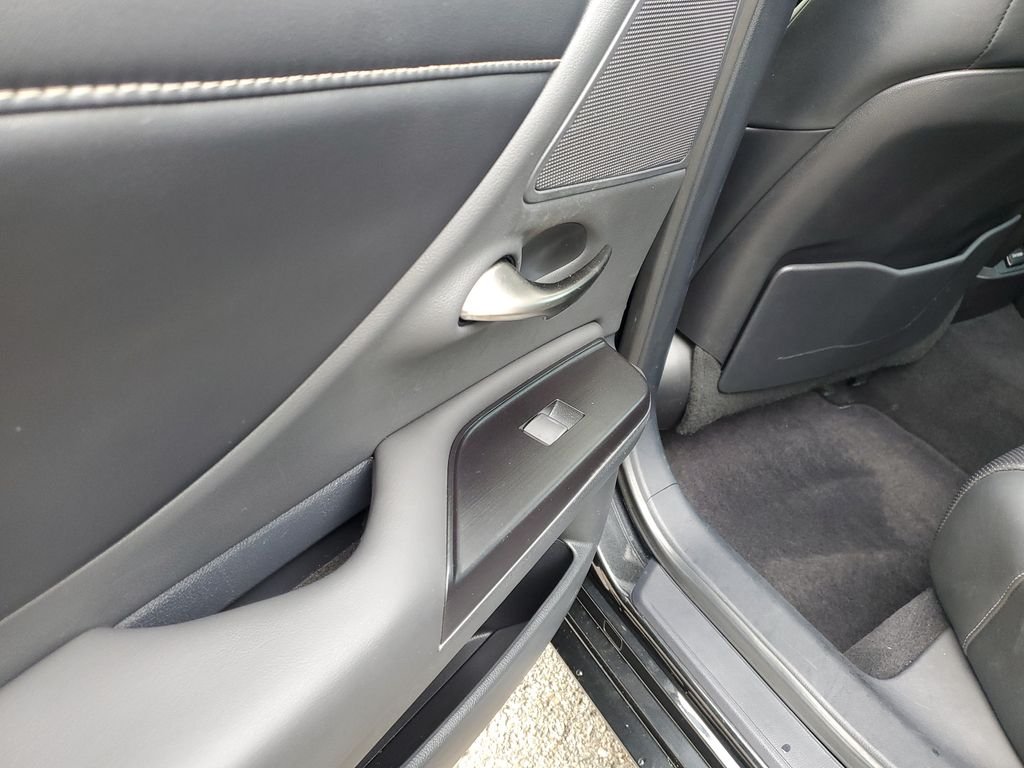 Used 2020 Black Lexus 350 image 9