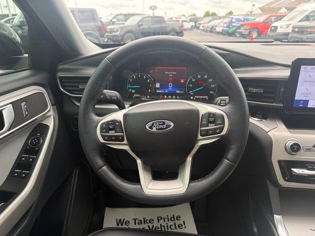 Used 2023 Black Ford XLT image 15