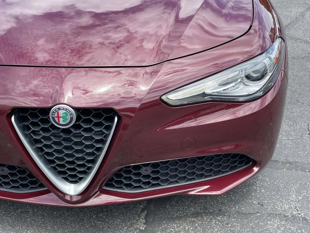 Used 2017 Red Metallic Alfa Romeo Base image 7