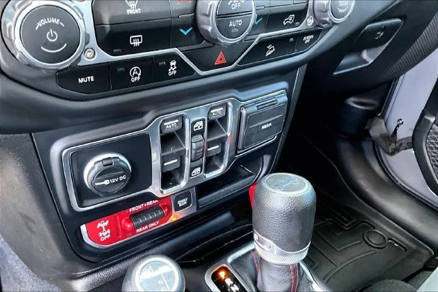 Used 2019 Gray Jeep Unlimited Rubicon image 14