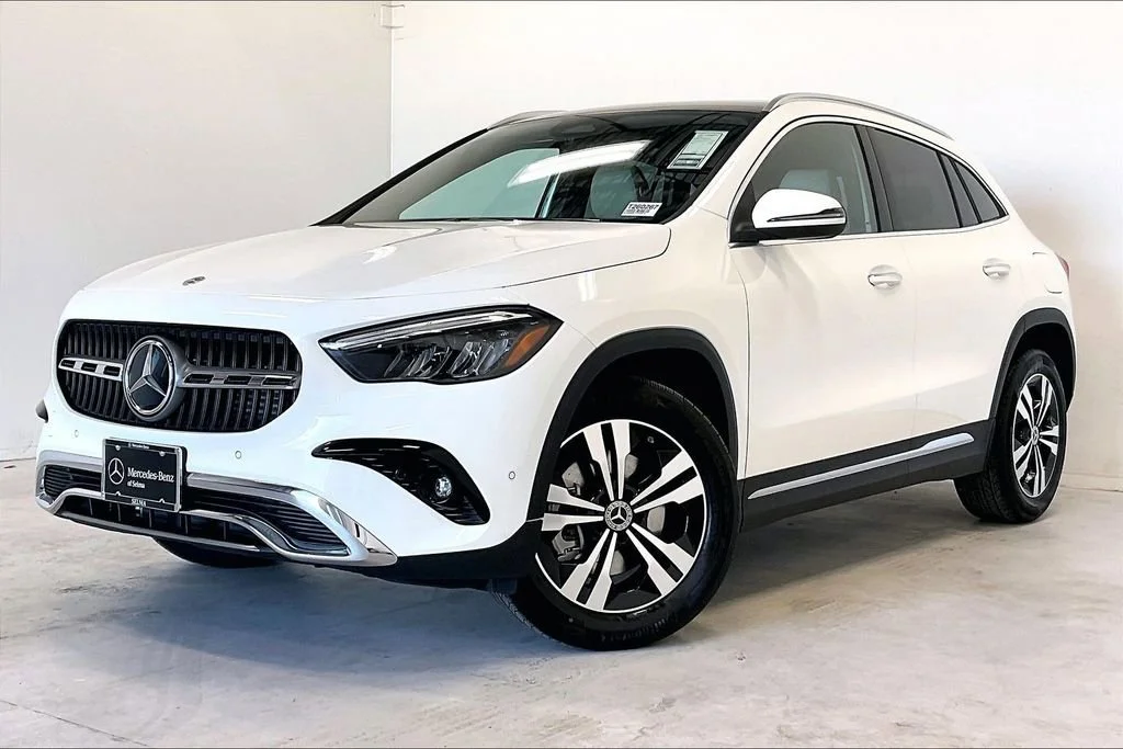 New 2026 Polar White Mercedes-Benz GLA 250 image 14