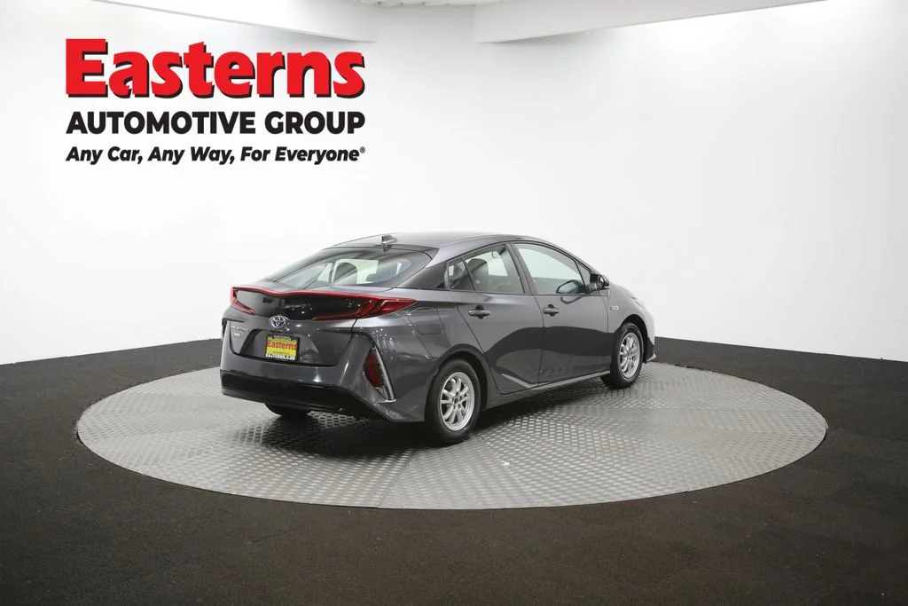 Used 2021 Gray Toyota LE image 38