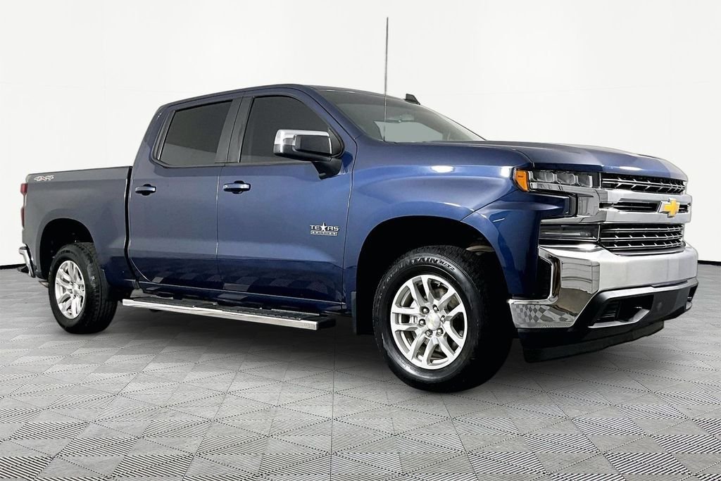 Used 2022 Blue Chevrolet LT image 3