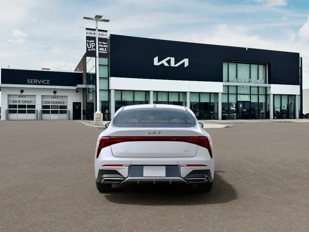 New 2026 Snow White Pearl Kia GT-Line image 5