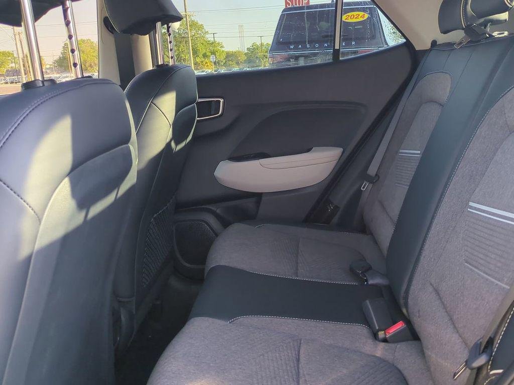 New 2026 White Hyundai SEL w/Two-Tone Roof image 14