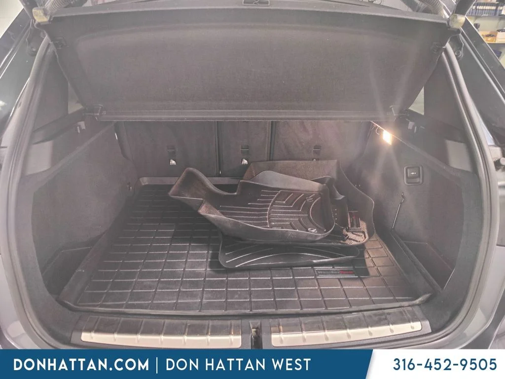 Used 2019 Gray BMW xDrive28i image 11