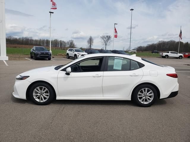 Used 2025 White Toyota LE image 8