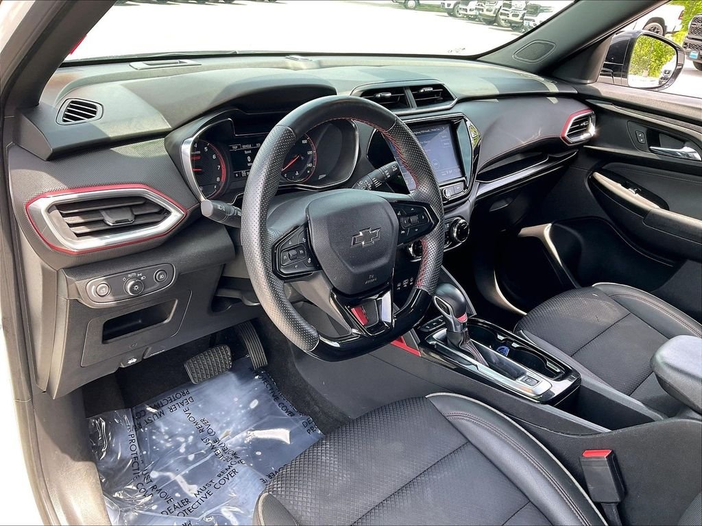 Used 2023 Summit White Chevrolet RS image 8