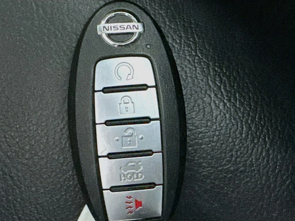 Used 2019 Gray Nissan 2.5 Platinum image 31