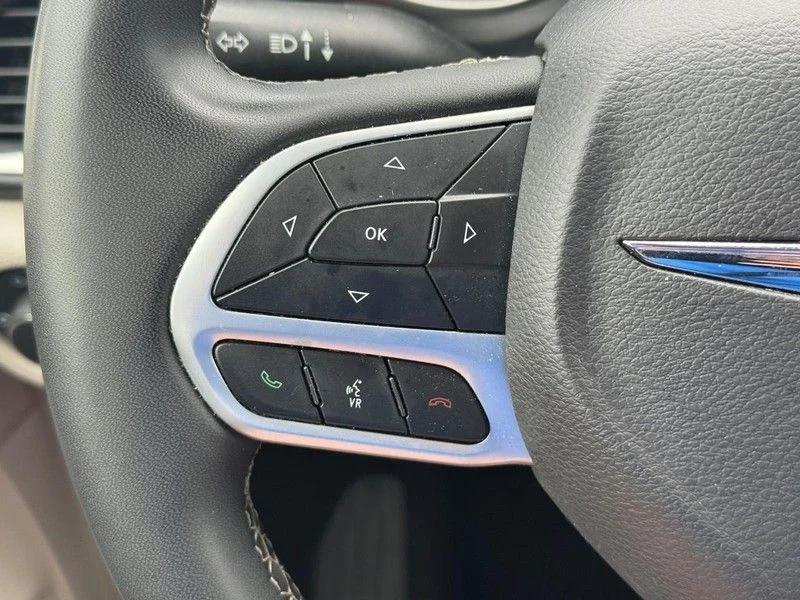 Used 2023 White Chrysler Touring L image 20