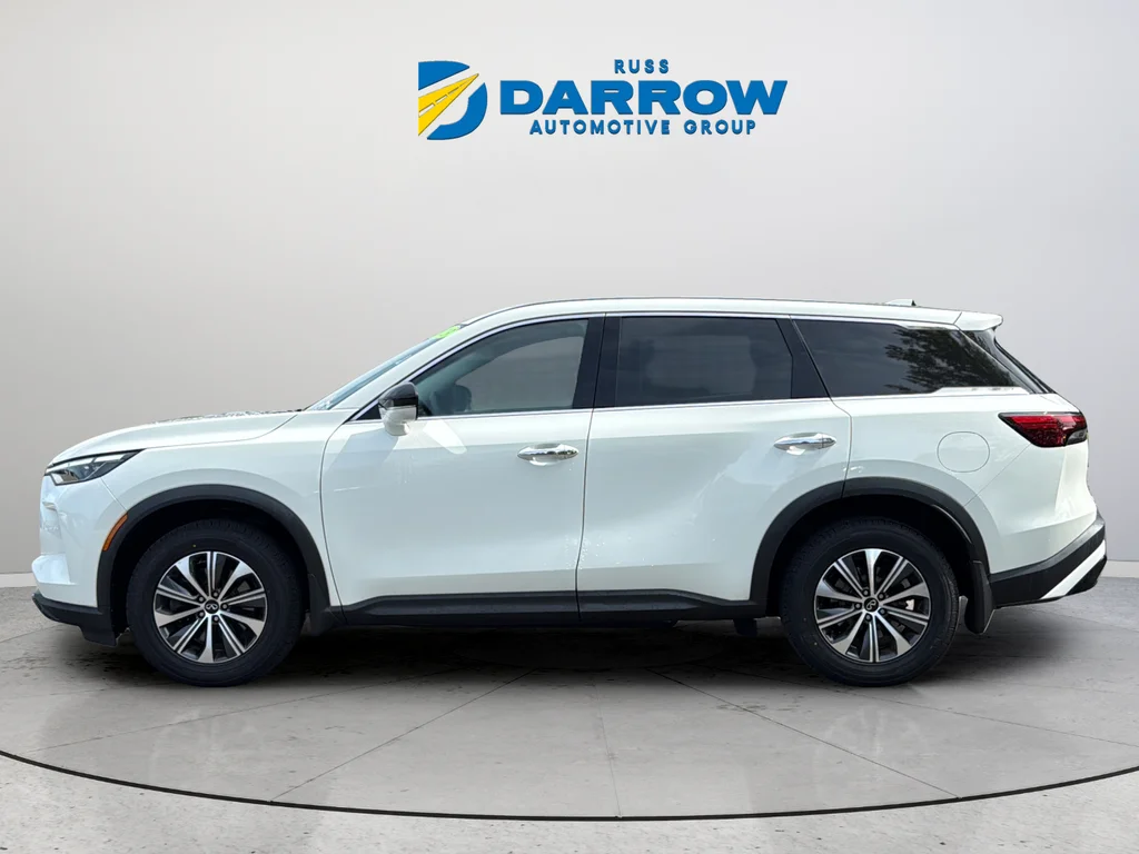 Certified Used 2023 White INFINITI PURE image 2