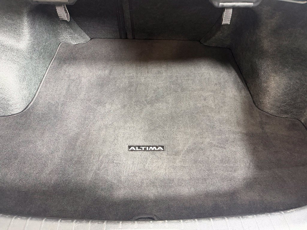 Used 2025 Silver Nissan 2.5 SV image 20