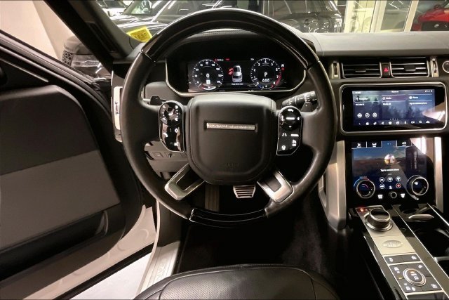 Used 2021 White Land Rover Westminster image 4
