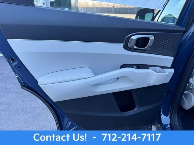 2025 Kia Sorento S - Photo 15