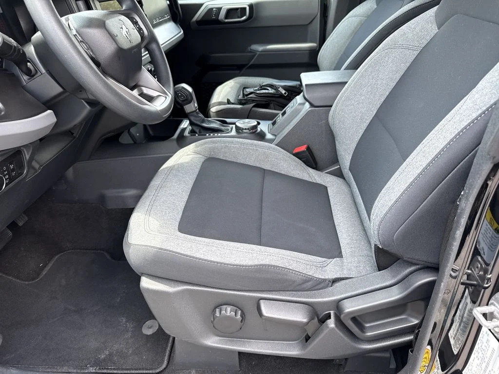 Used 2023 Black Ford Base image 9